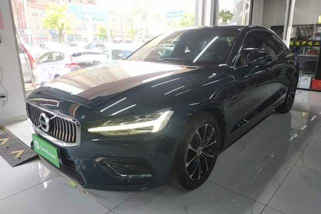 Used Volvo S60 2020 T4 Zhiyi Luxury Edition
