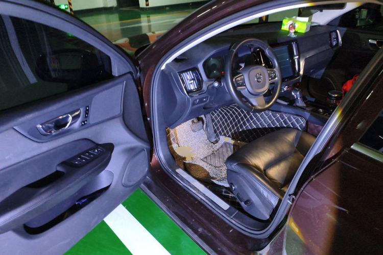 Used Volvo S60 2020 T4 Zhiyi Luxury Edition Driver Seat