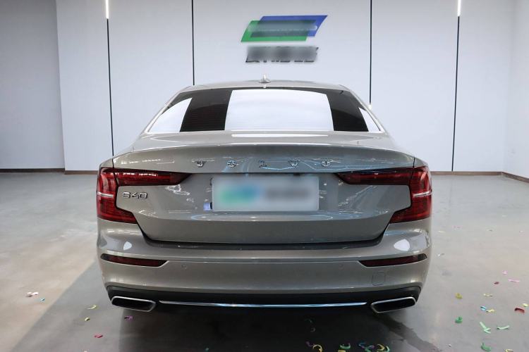 Used Volvo S60 2020 T3 SmartDrive Luxury Edition Exterior 5