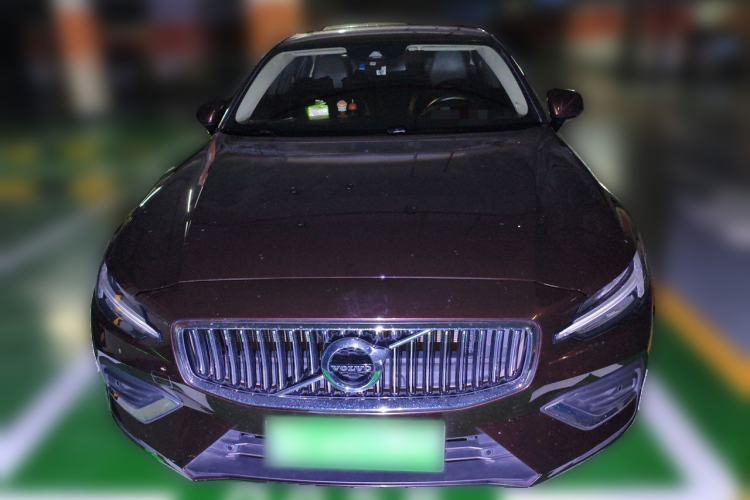 Used Volvo S60 2020 T4 Zhiyi Luxury Edition Front