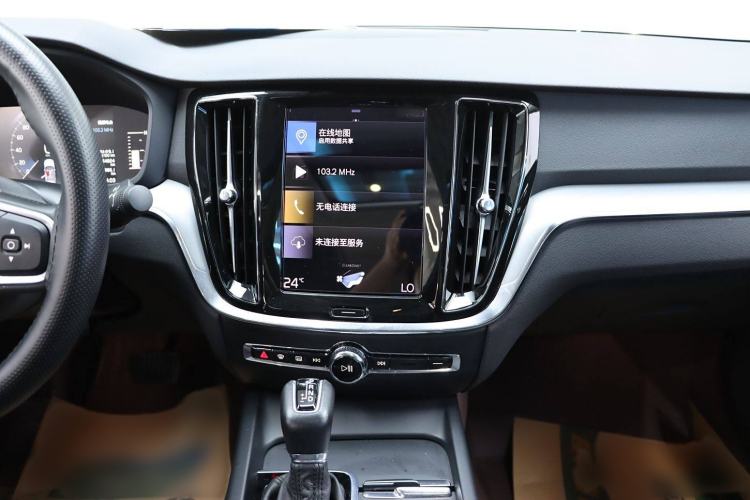 Used Volvo S60 2020 T3 SmartDrive Luxury Edition Interior 5