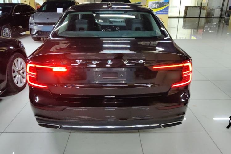 Used Volvo S60 2020 T4 Zhiyuan Luxury Edition Rear