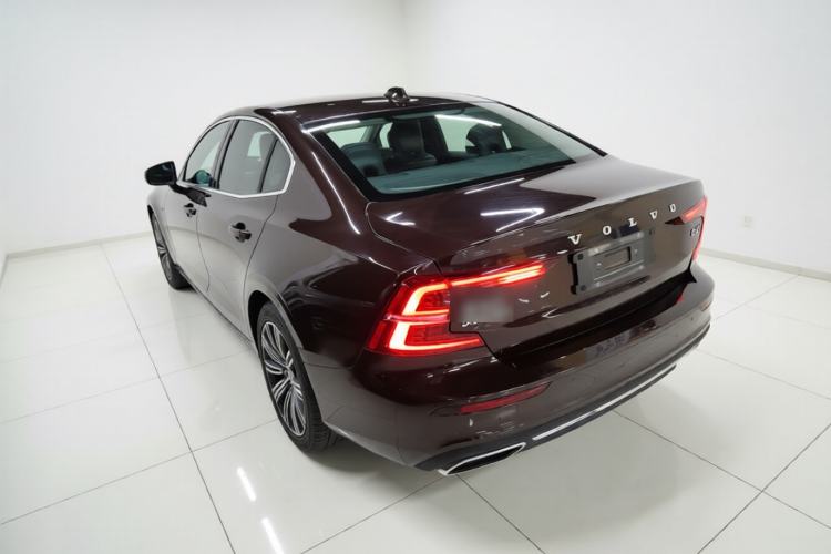 Used Volvo S60 2020 T4 Zhiyuan Luxury Edition Rear Left 45 Deg