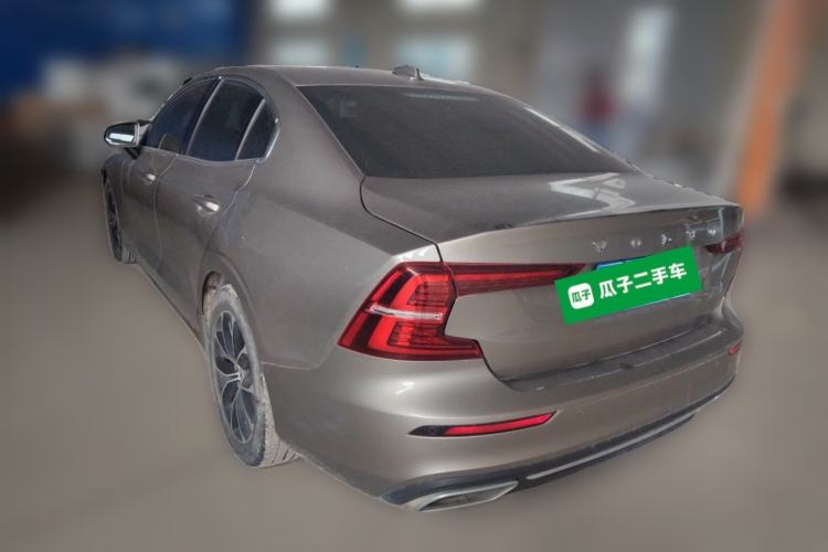 Used Volvo S60 2020 T4 Zhiyi Luxury Edition Rear Left 45 Deg