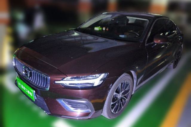 Used Volvo S60 2020 T4 Zhiyi Luxury Edition
