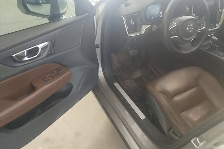 Used Volvo S60 2020 T4 Zhiyi Luxury Edition Driver Seat