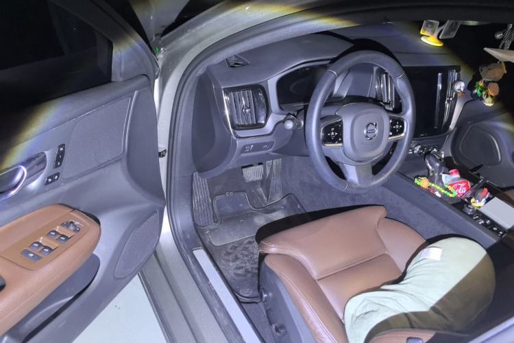 Used Volvo S60 2020 T4 Zhiyuan Luxury Edition Driver Seat