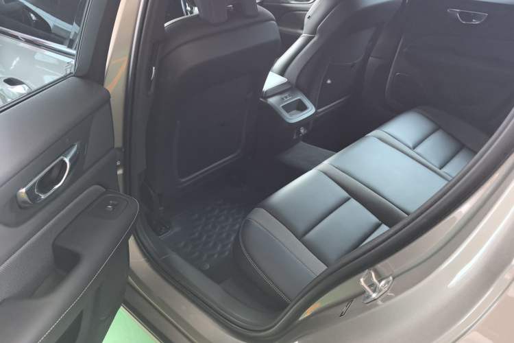 Used Volvo S60 2020 T4 Zhiyuan Sport Edition Interior 2