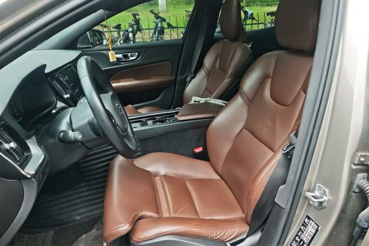Used Volvo S60 2020 T4 Zhiyuan Luxury Edition Left Front Seat