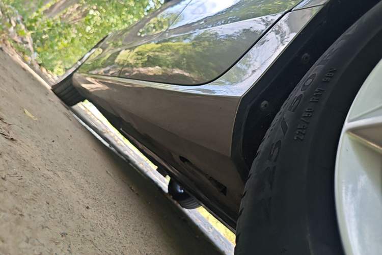 Used Volvo S60 2020 T3 SmartDrive Luxury Edition Left Side Sill