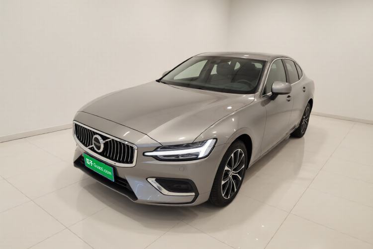 Used Volvo S60 2020 T4 Zhiyi Luxury Edition Guazi used car, China used car export, Used car for sale, Used cars, Cheapest cars for sale