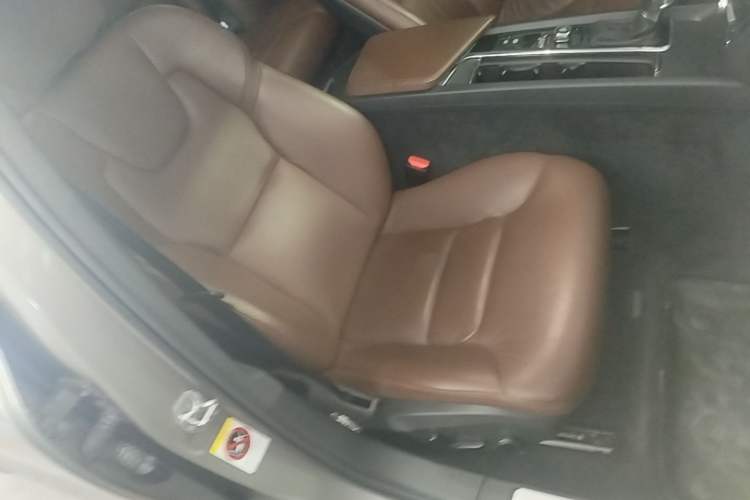 Used Volvo S60 2020 T4 Zhiyi Luxury Edition Right Front Seat