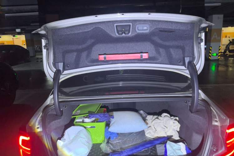 Used Volvo S60 2020 T4 Zhiyuan Luxury Edition Trunk