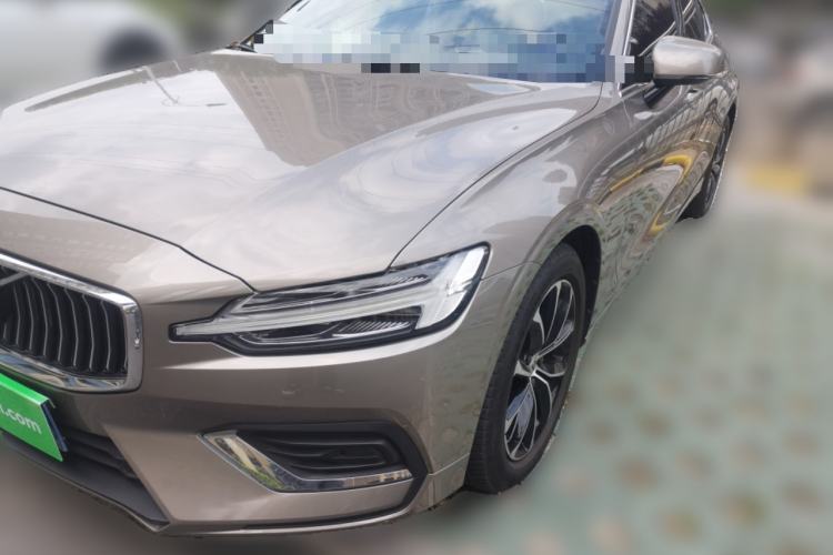 Used Volvo S60 2020 T4 Zhiyi Luxury Edition Guazi used car, China used car export, Used car for sale, Used cars, Cheapest cars for sale