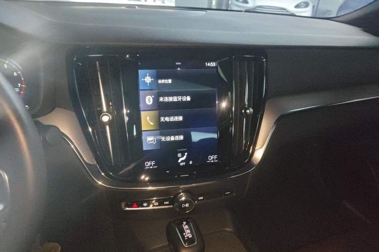 Used Volvo S60 2020 T4 Zhiyuan Luxury Edition Audio And AC Panel