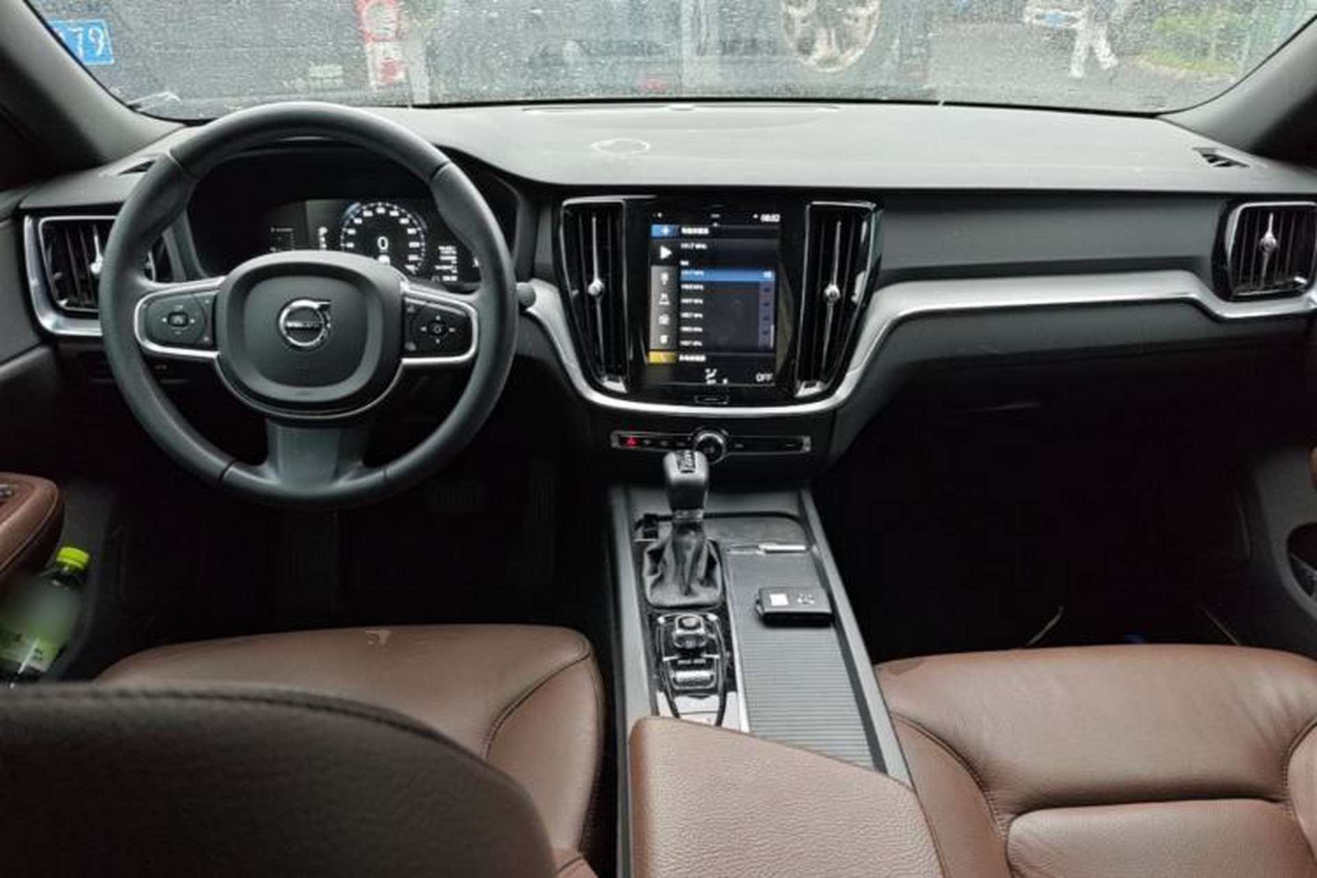Used Volvo S60 2020 T4 Zhiyi Luxury Edition Center Console
