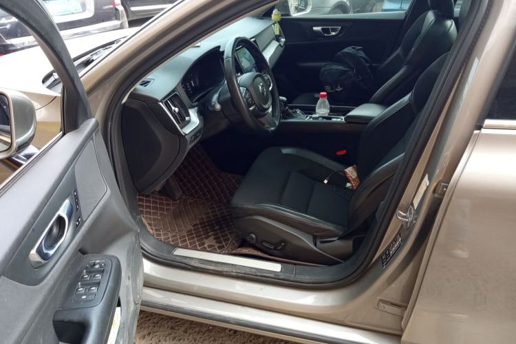 Used Volvo S60 2020 T3 SmartDrive Luxury Edition Driver Seat