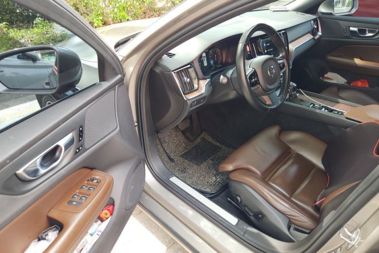 Used Volvo S60 2020 T4 Zhiyuan Luxury Edition Driver Seat