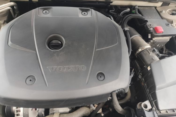 Used Volvo S60 2020 T4 Zhiyi Luxury Edition Engine Bay