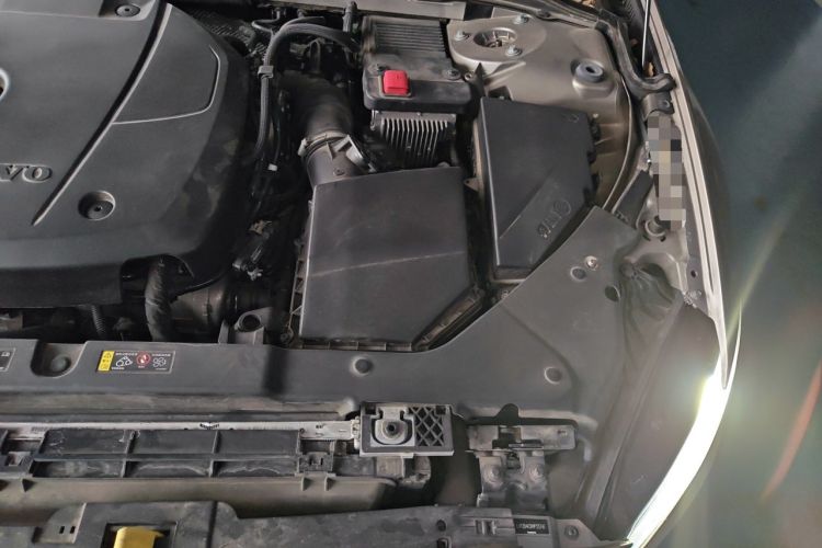 Used Volvo S60 2020 T4 Zhiyi Luxury Edition Engine Bay Left