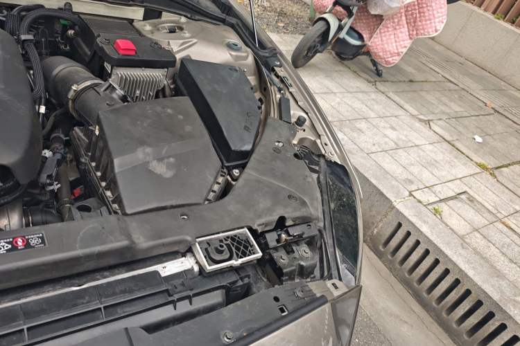 Used Volvo S60 2020 T4 Zhiyi Luxury Edition Engine Bay Left