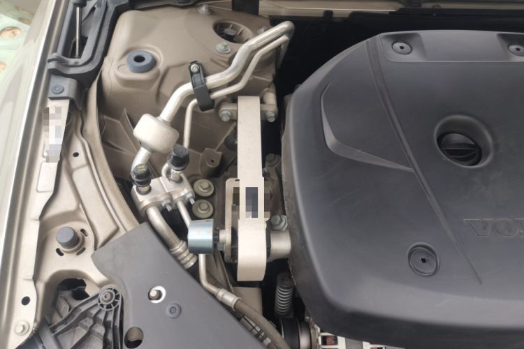 Used Volvo S60 2020 T4 Zhiyi Luxury Edition Engine Bay Right