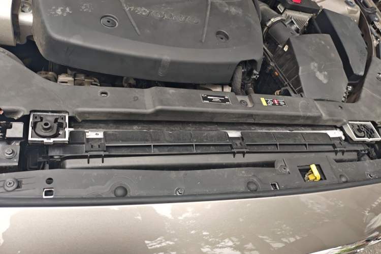 Used Volvo S60 2020 T4 Zhiyi Luxury Edition Engine Bay