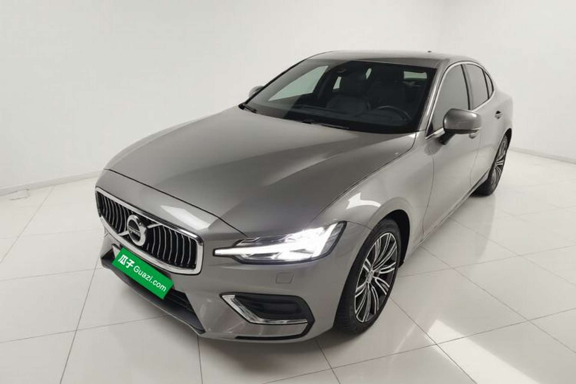 Used Volvo S60 2020 T4 Zhiyuan Luxury Edition Front Left 45 Deg