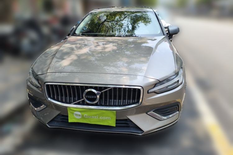 Used Volvo S60 2020 T3 SmartDrive Luxury Edition Front