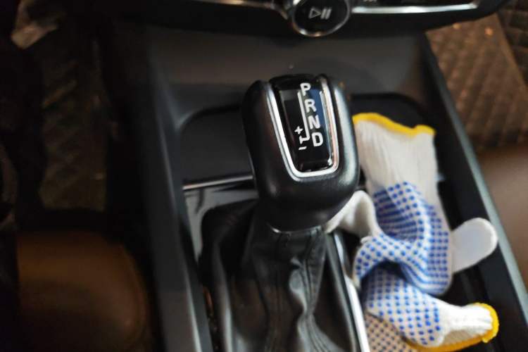 Used Volvo S60 2020 T4 Zhiyi Luxury Edition Gear Lever