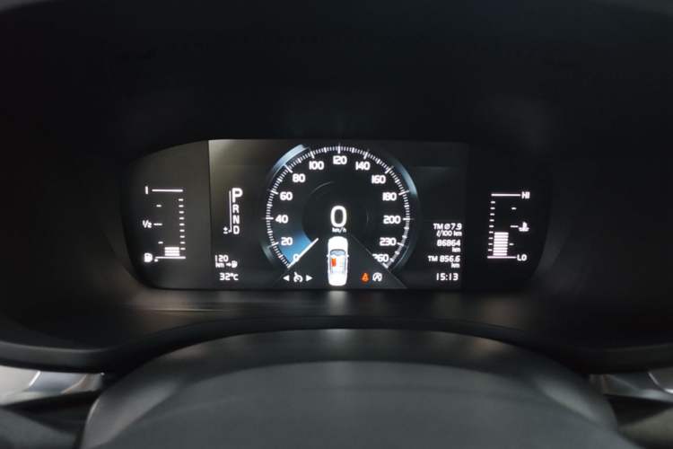 Used Volvo S60 2020 T4 Zhiyi Luxury Edition Instrument Cluster