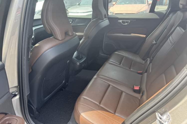 Used Volvo S60 2020 T4 Zhiyi Luxury Edition Interior 5
