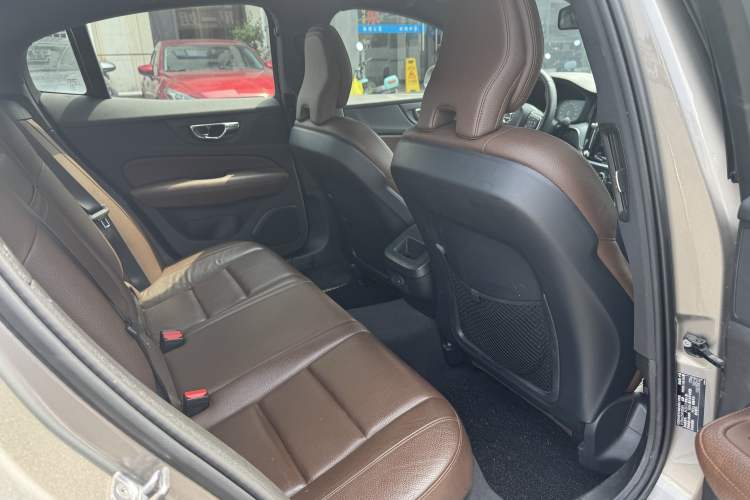Used Volvo S60 2020 T4 Zhiyi Luxury Edition Interior 7
