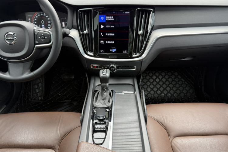 Used Volvo S60 2020 T4 Zhiyi Luxury Edition Interior 7