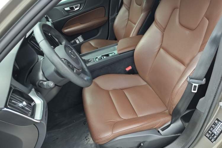 Used Volvo S60 2020 T4 Zhiyi Luxury Edition Left Front Seat