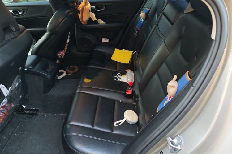 Used Volvo S60 2020 T4 Zhiyi Luxury Edition Left Rear Seat