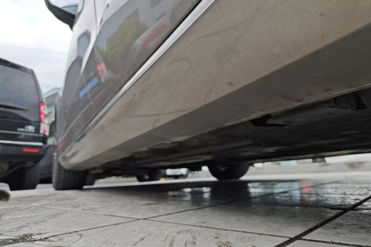 Used Volvo S60 2020 T4 Zhiyi Luxury Edition Left Side Sill
