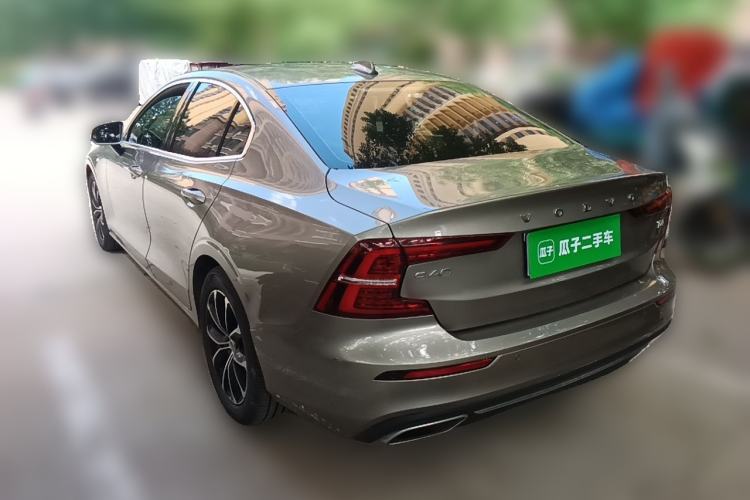 Used Volvo S60 2020 T4 Zhiyi Luxury Edition Rear Left 45 Deg