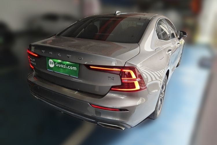 Used Volvo S60 2020 T4 Zhiyi Luxury Edition Rear Right 45 Deg