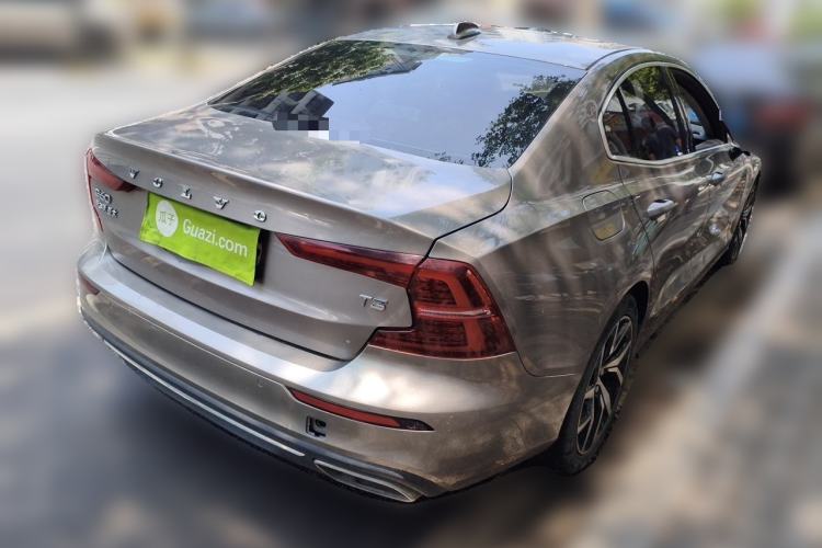 Used Volvo S60 2020 T3 SmartDrive Luxury Edition Rear Right 45 Deg