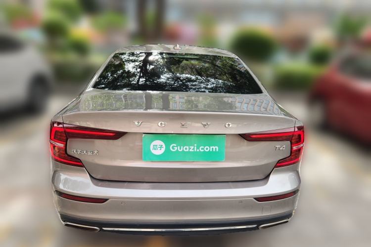 Used Volvo S60 2020 T4 Zhiyuan Luxury Edition Rear