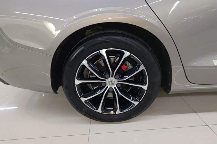 Used Volvo S60 2020 T4 Zhiyi Luxury Edition Right Rear Wheel Hub