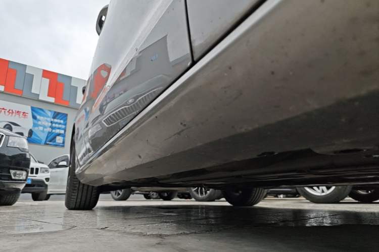 Used Volvo S60 2020 T4 Zhiyi Luxury Edition Right Side Sill