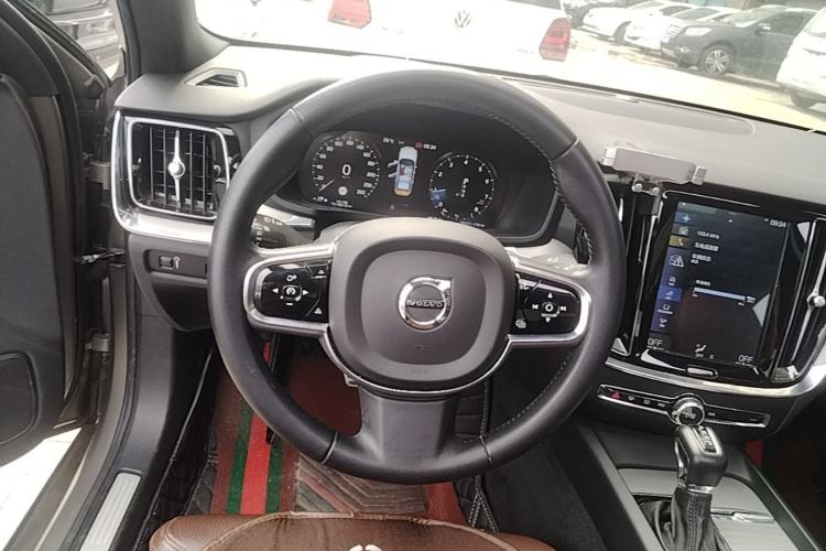 Used Volvo S60 2020 T4 Zhiyuan Sport Edition Steering Wheel