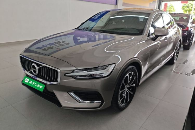 Used Volvo S60 2020 T4 Zhiyi Luxury Edition Guazi used car, China used car export, Used car for sale, Used cars, Cheapest cars for sale
