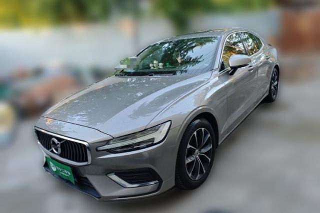 Used Volvo S60 2020 T4 Zhiyi Luxury Edition