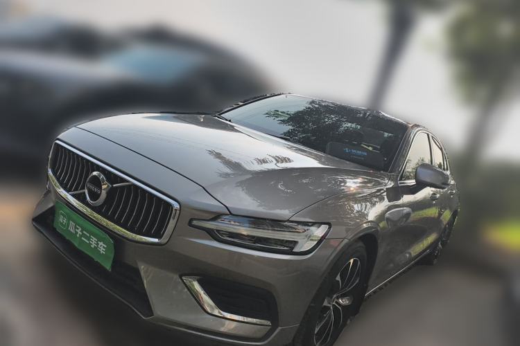 Used Volvo S60 2020 T4 Zhiyi Luxury Edition Guazi used car, China used car export, Used car for sale, Used  cars, Cheapest cars for sale