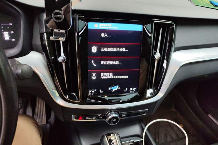 Used Volvo S60 2020 T3 SmartDrive Luxury Edition Audio And AC Panel