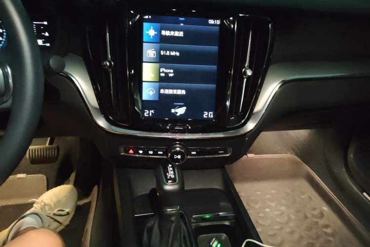 Used Volvo S60 2020 T4 Zhiyi Luxury Edition Audio And AC Panel