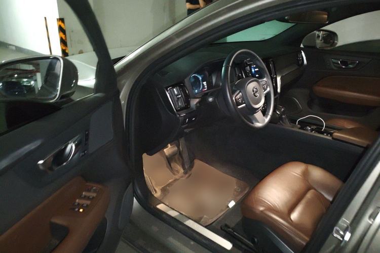 Used Volvo S60 2020 T4 Zhiyi Luxury Edition Driver Seat